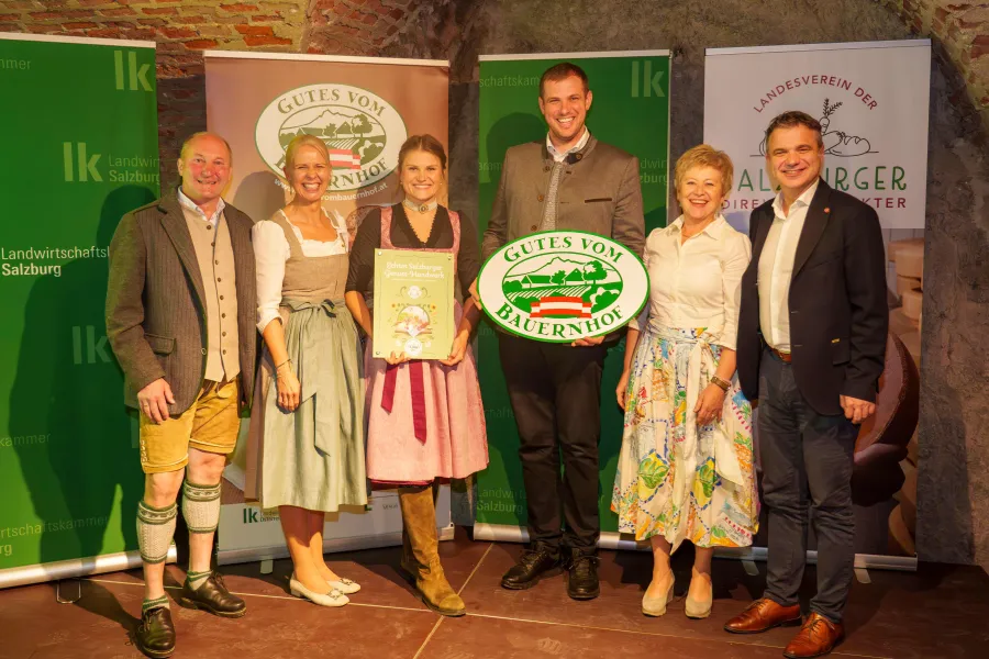 Gutes vom Bauernhof Hoftafelverleihung an Salzburger Betriebe