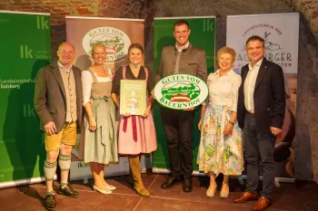 Gutes vom Bauernhof Hoftafelverleihung an Betriebe aus dem Salzburger Flachgau 