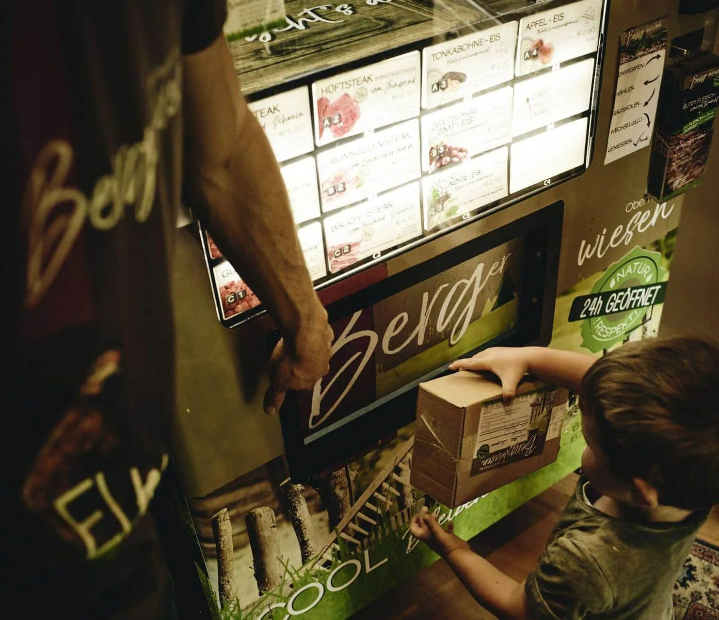  SB Hütte, Automat, Fam. Berger, Oberneuhof Bild