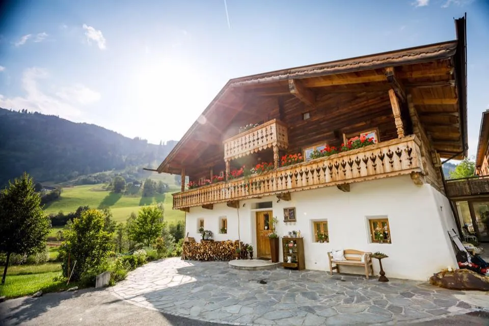 bijoFarm Außenansicht Haus Fam. Schattbacher